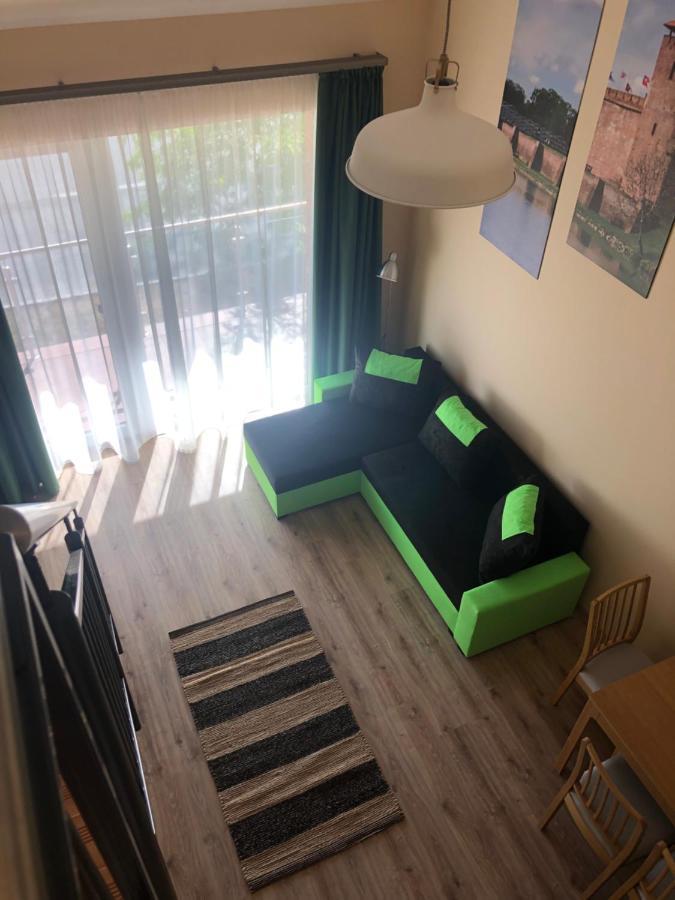 Castellum Apartmanhaz 久洛 外观 照片